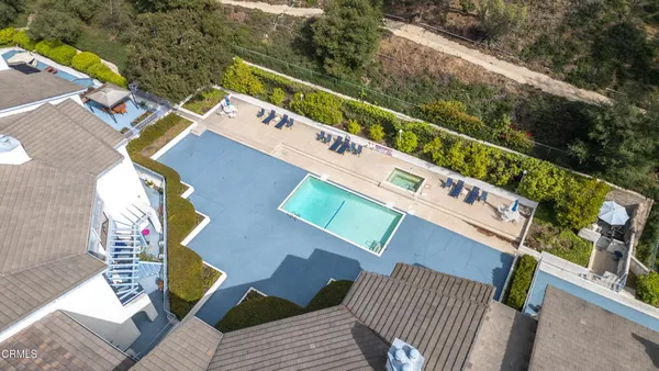 $585,000 | 4260 VÃa Arbolada, Unit 330, Los Angeles, CA 90042