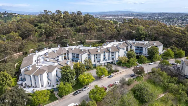 $585,000 | 4260 VÃa Arbolada, Unit 330, Los Angeles, CA 90042