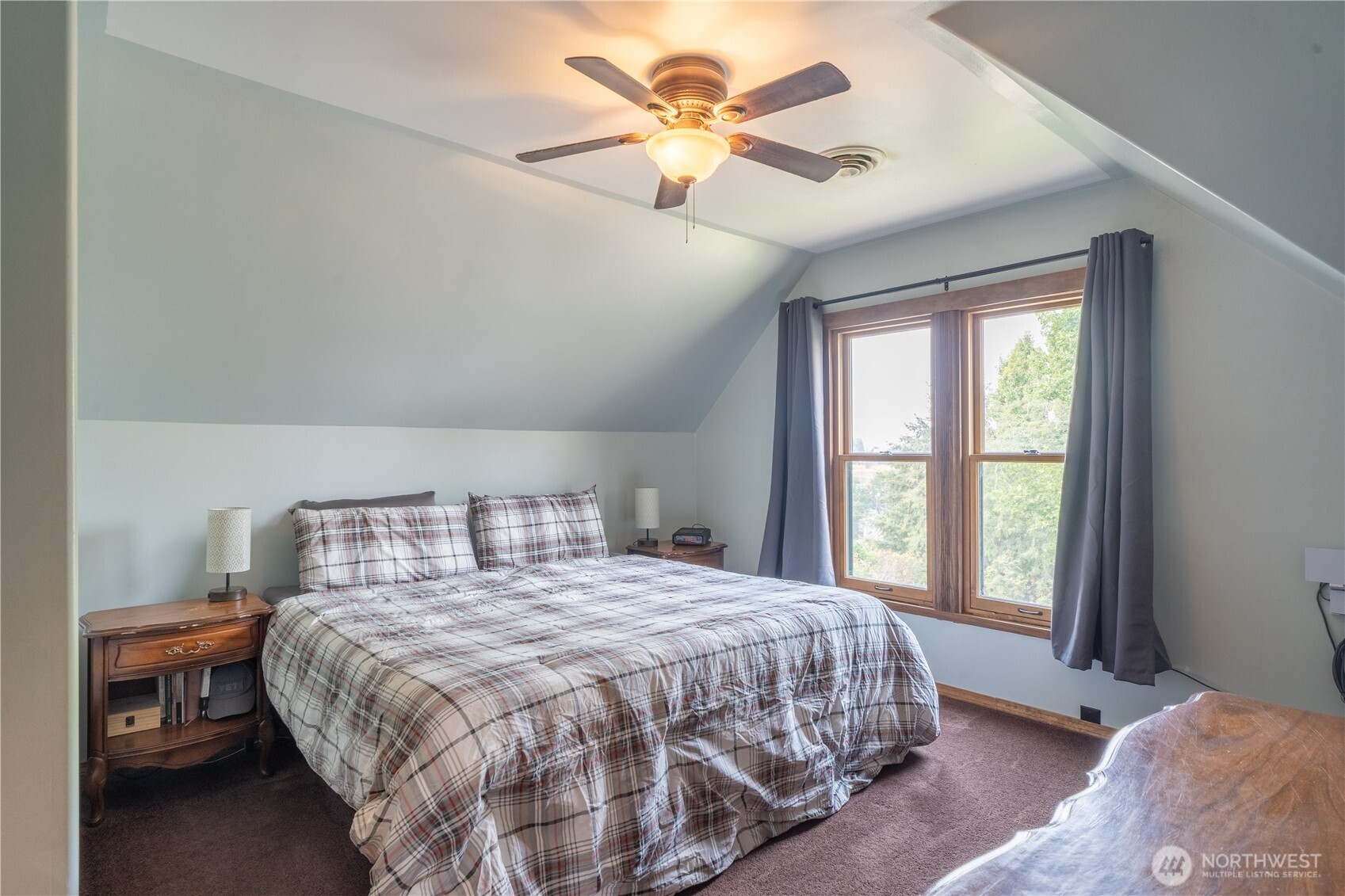 407 West 4th Avenue Ritzville, WA 99169 - Photo 27 of 40 a bedroom with a bed and a window