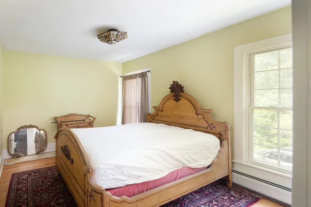 $300,000 | 182 Church Street, North Canaan, CT 06018