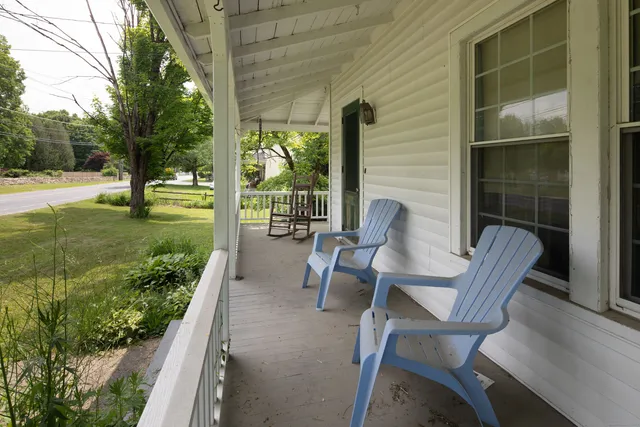 $300,000 | 182 Church Street, North Canaan, CT 06018