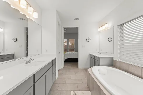$3,150 | 18846 Halter Mdw Trail, Tomball, TX 77377