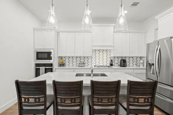 $3,150 | 18846 Halter Mdw Trail, Tomball, TX 77377