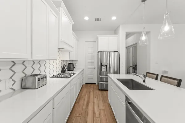 $3,150 | 18846 Halter Mdw Trail, Tomball, TX 77377
