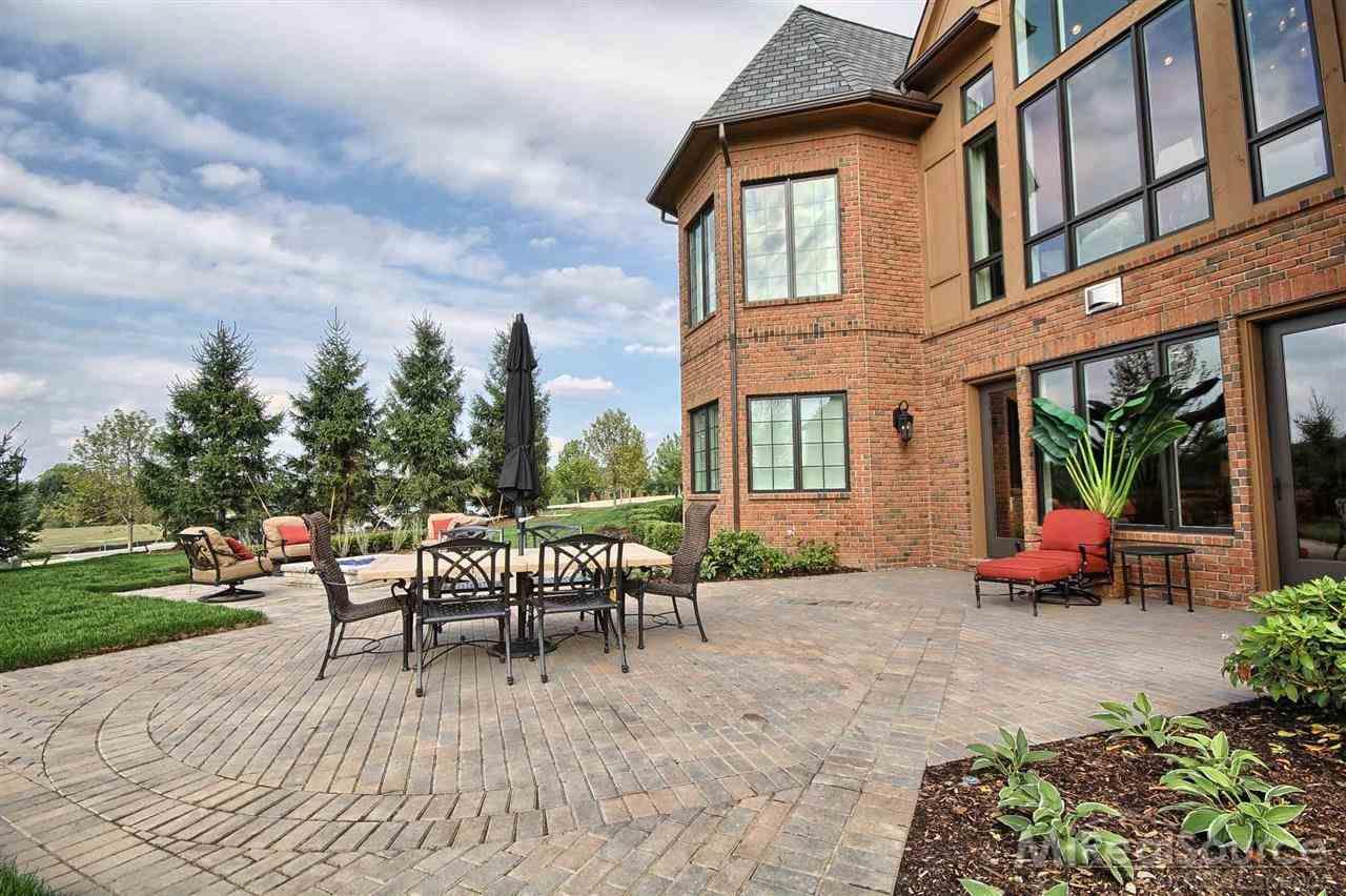 2444 Crownhedge Court Rochester, MI 48306 - Photo 26 of 32 Gallery Image 26
