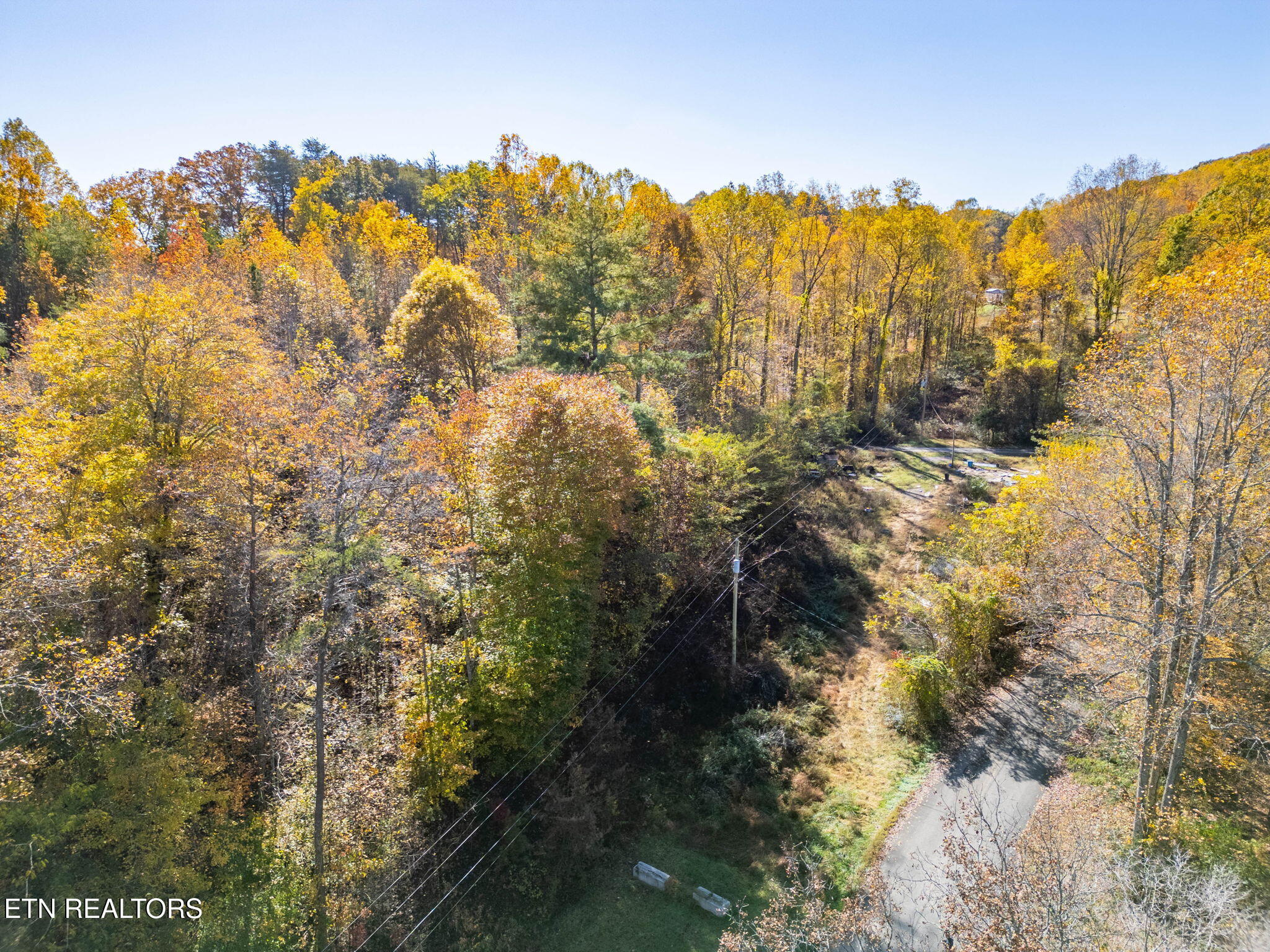 1395 Mountain View Road Rockwood, TN 37854 - Photo 18 of 25 49-web-or-mls-DJI_0622-HDR