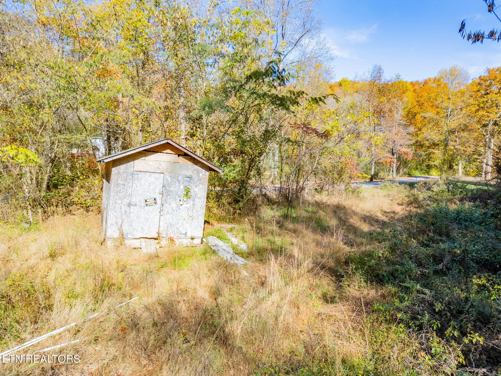 1395 Mountain View Road Rockwood, TN 37854 - Photo 21 of 25 52-web-or-mls-DJI_0637-HDR
