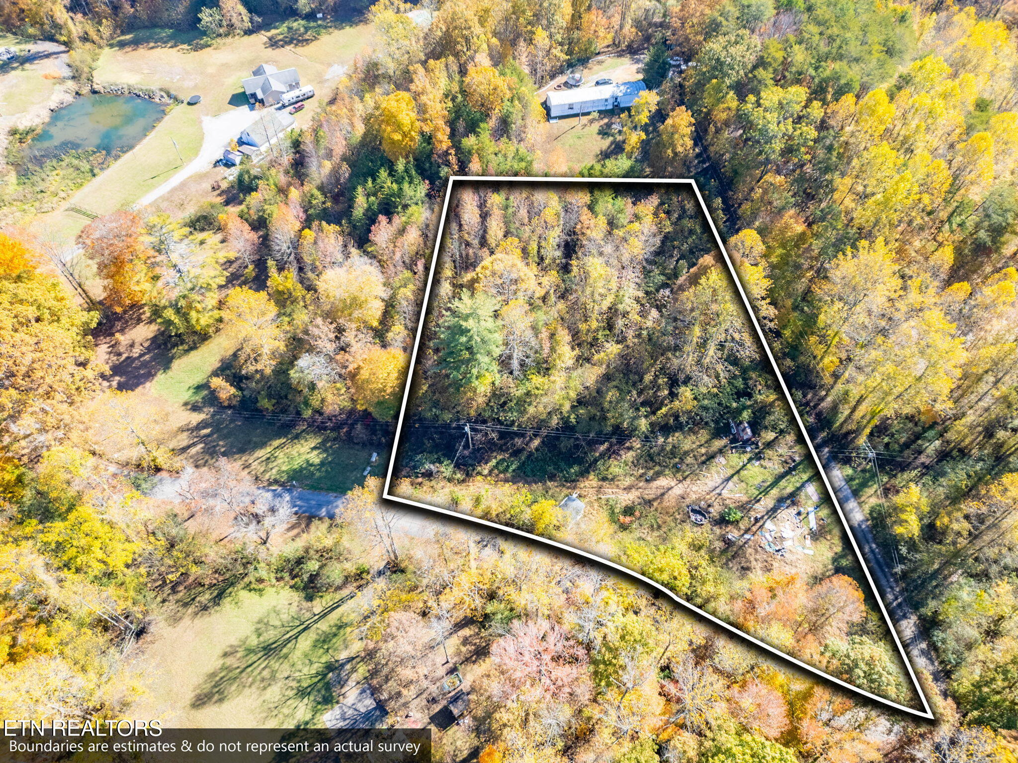 1395 Mountain View Road Rockwood, TN 37854 - Photo 8 of 25 32-web-or-mls-DJI_0592-HDR - wht ln
