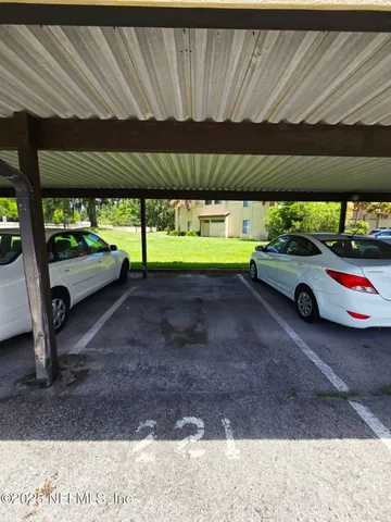 $292,000 | 3809 La Vista Circle, Unit 221, Jacksonville, FL 32217