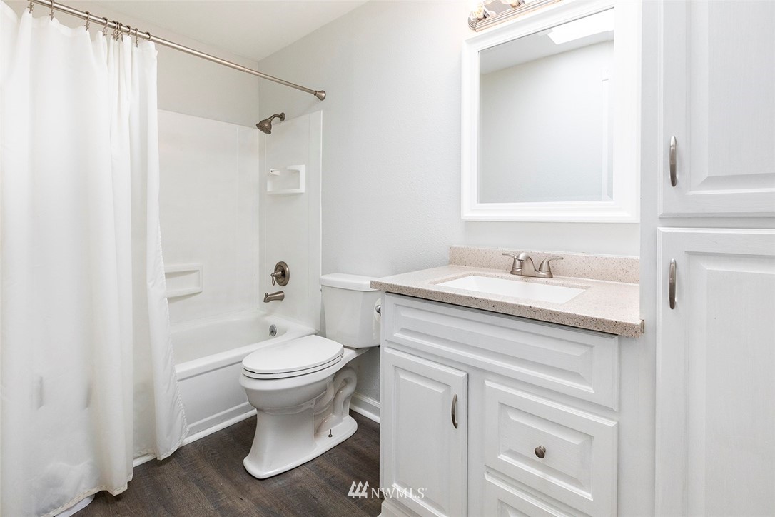 7274 East Collins Road Port Orchard, WA 98366 - Photo 22 of 25 Gallery Image 22