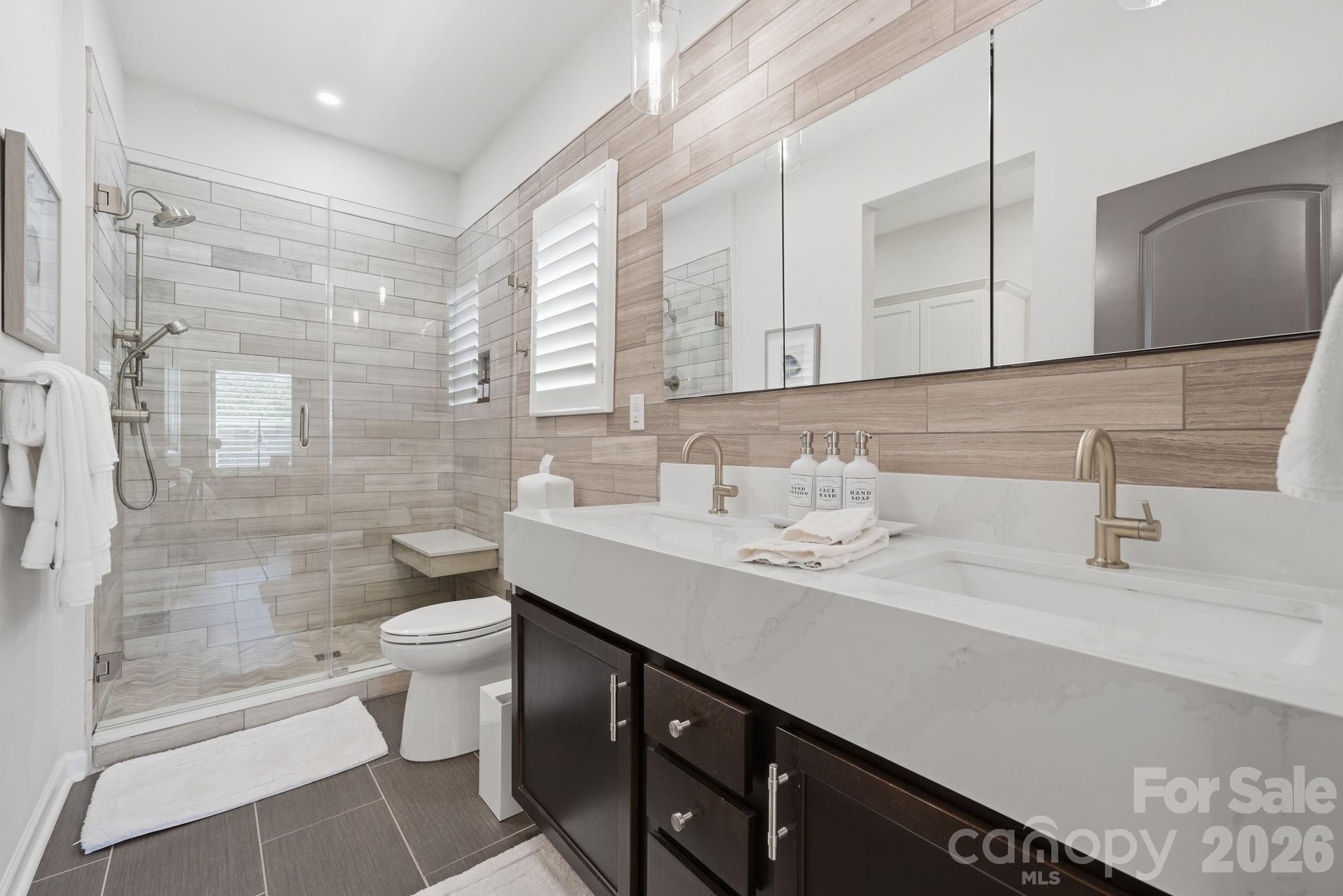 30132 Turtle Point Court Lancaster, SC 29720 - Photo 17 of 41