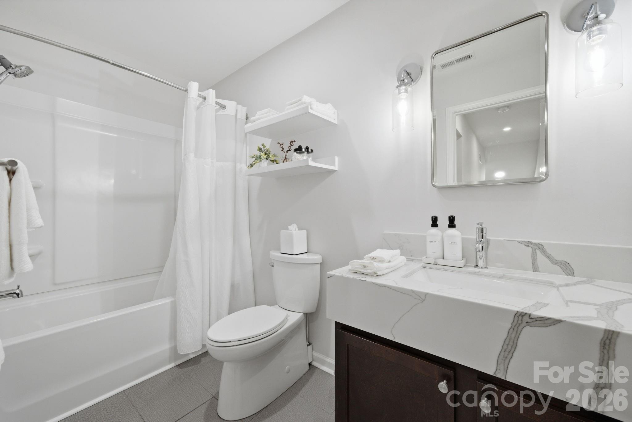 30132 Turtle Point Court Lancaster, SC 29720 - Photo 25 of 41