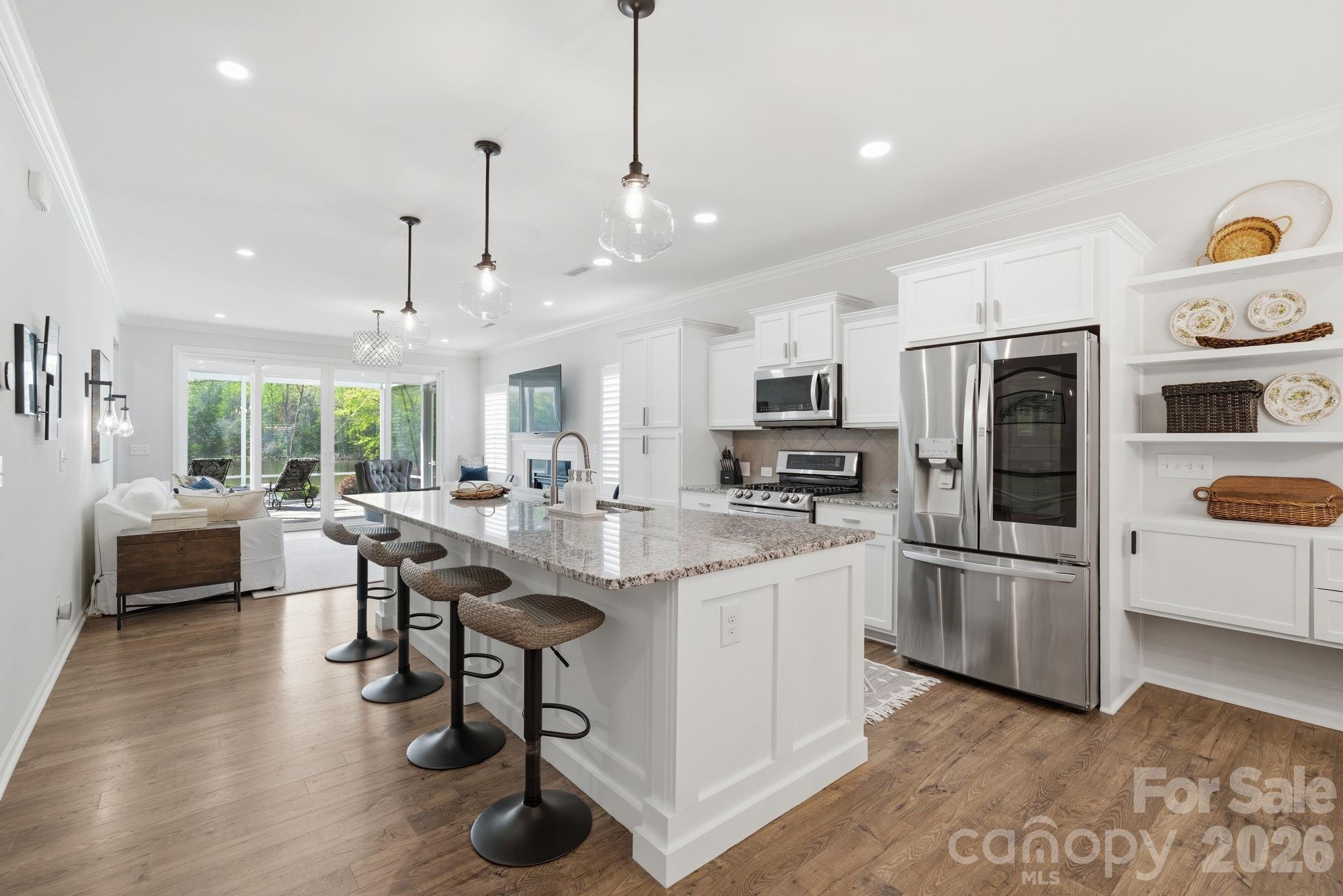 30132 Turtle Point Court Lancaster, SC 29720 - Photo 4 of 41