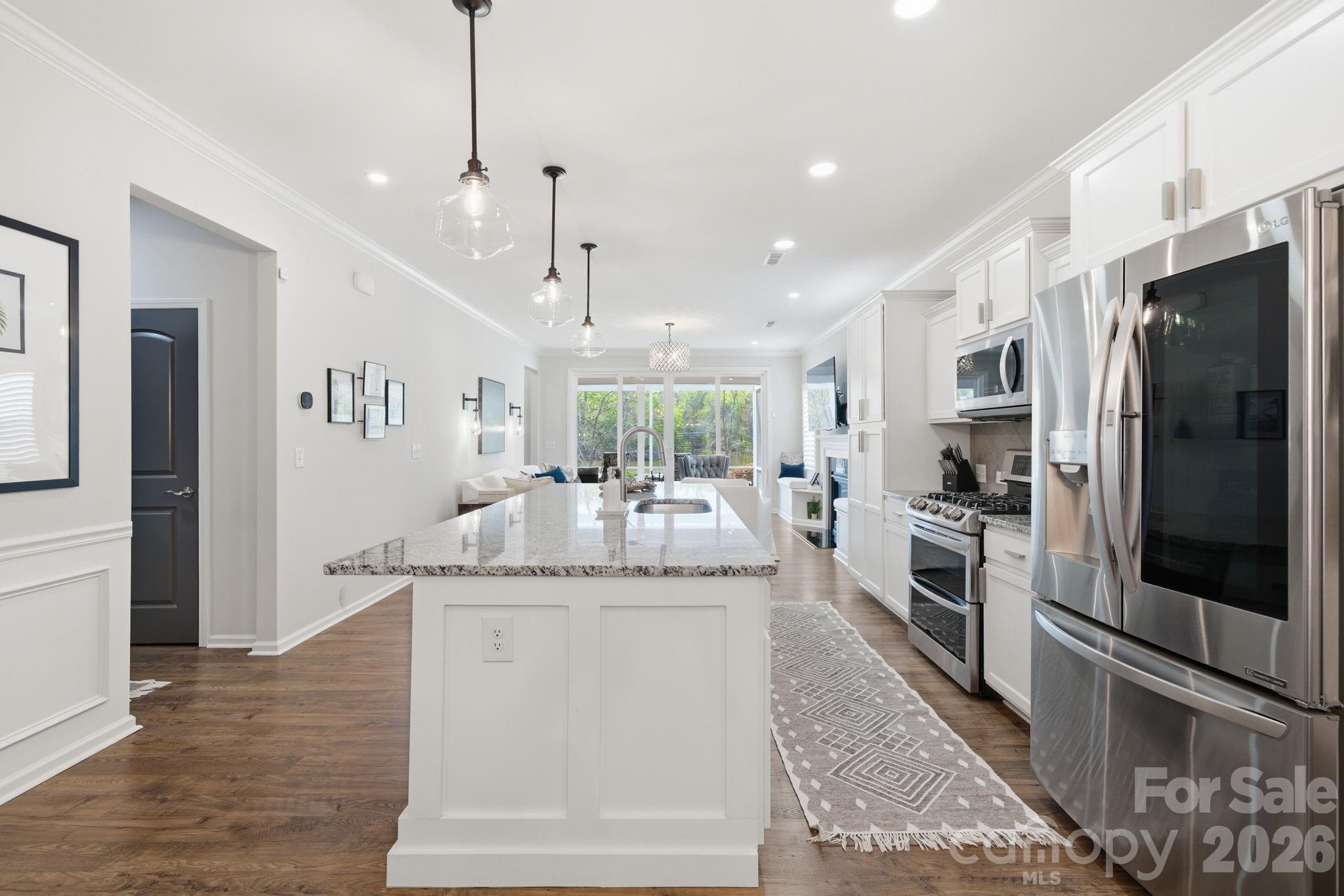 30132 Turtle Point Court Lancaster, SC 29720 - Photo 6 of 41