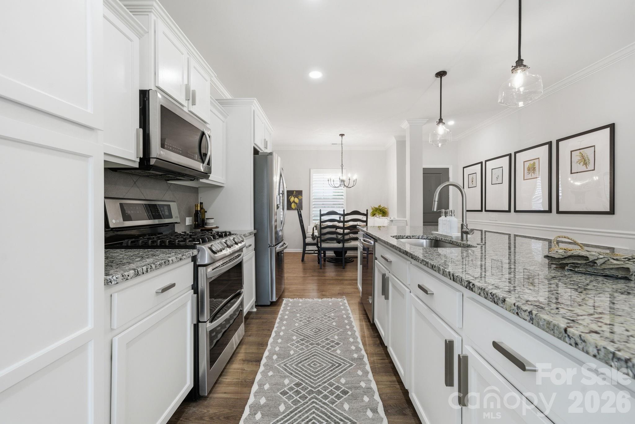 30132 Turtle Point Court Lancaster, SC 29720 - Photo 8 of 41