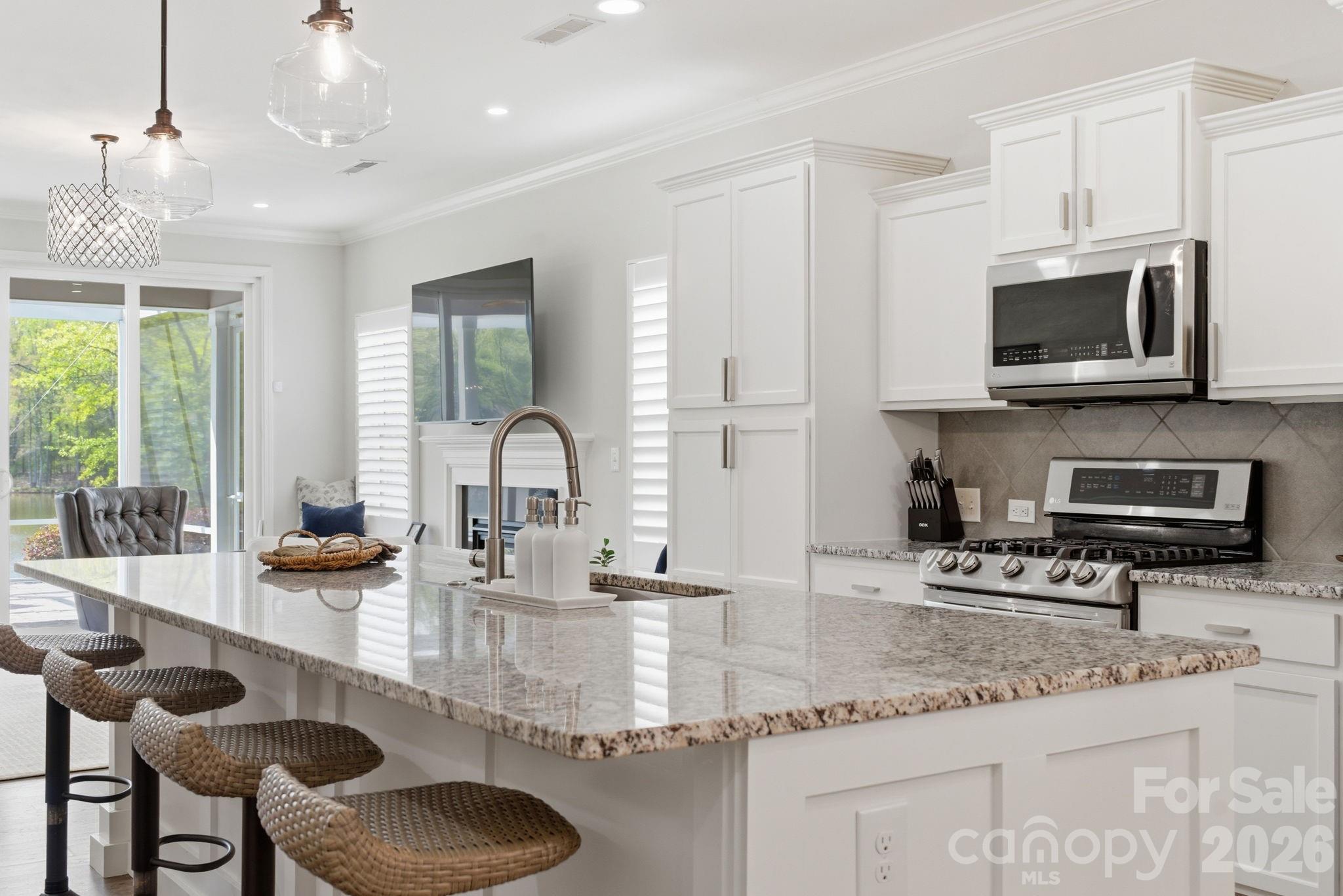 30132 Turtle Point Court Lancaster, SC 29720 - Photo 9 of 41