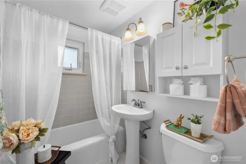 $499,990 | 4877 Terrace Drive Northeast, Seattle, WA 98105