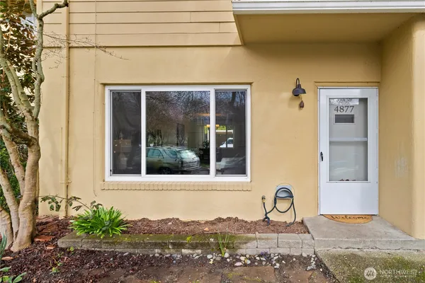$499,990 | 4877 Terrace Drive Northeast, Seattle, WA 98105