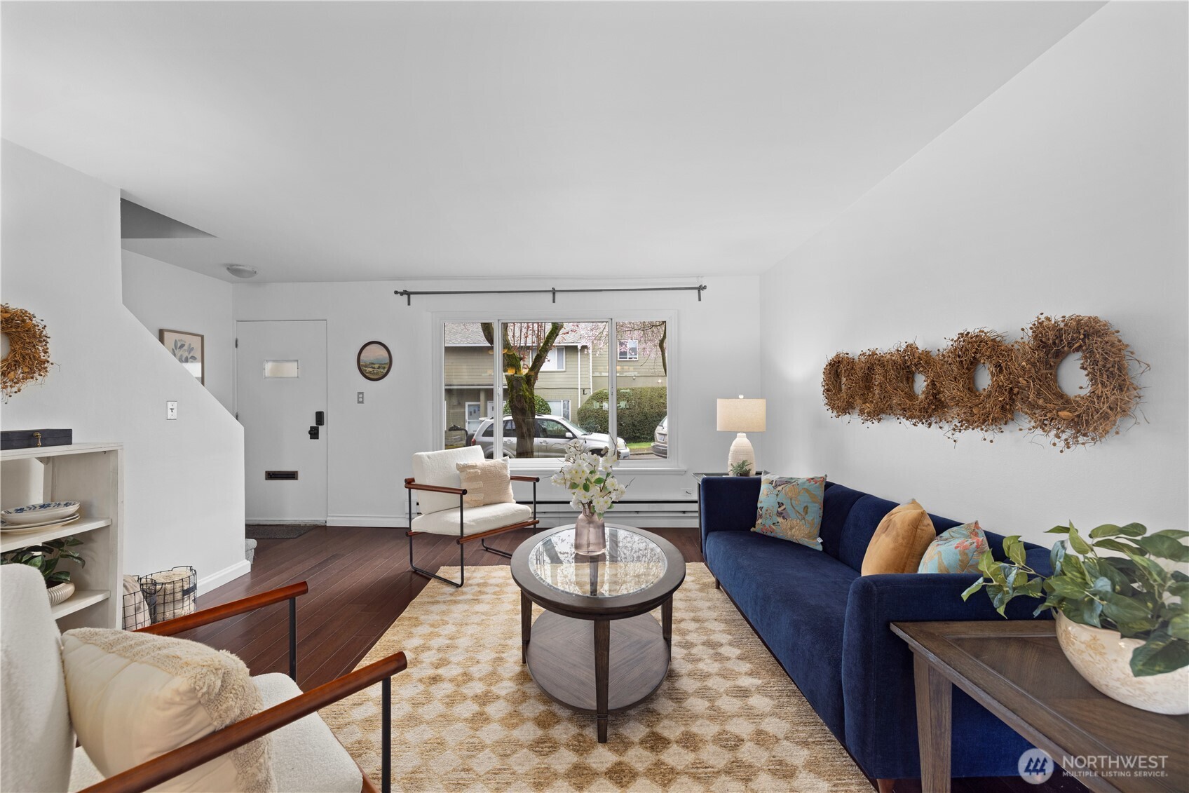 4877 Terrace Drive Northeast Seattle, WA 98105 - Photo 7 of 29