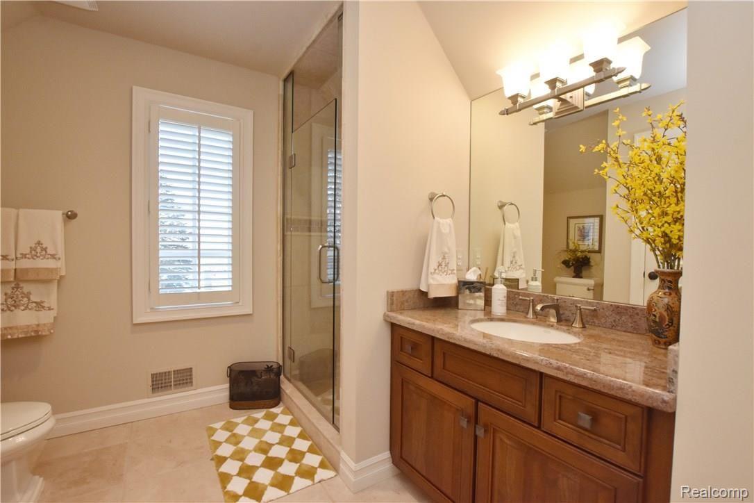5381 Orion Road Rochester, MI 48306 - Photo 32 of 38 5381 Orion Road_32.JPG