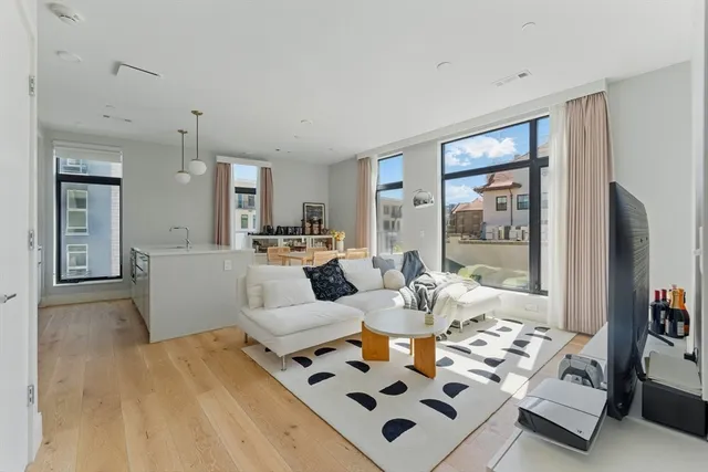 $1,099,000 | 191 Washington Street, Unit 524, Boston, MA 02135