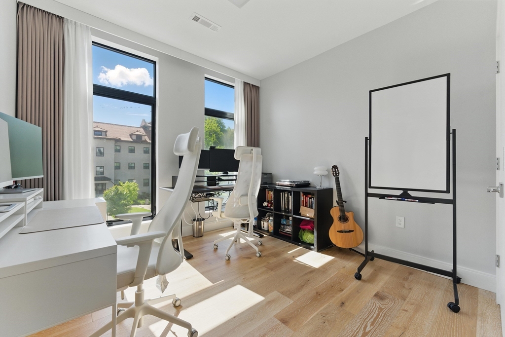 191 Washington Street, Unit 524 Boston, MA 02135 - Photo 16 of 36