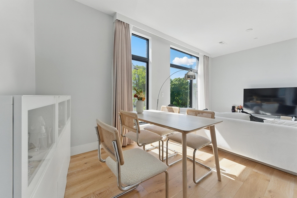 191 Washington Street, Unit 524 Boston, MA 02135 - Photo 6 of 36