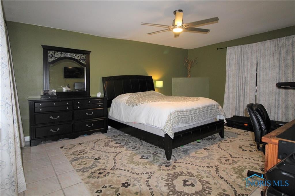 708 South River Road Waterville, OH 43566 - Photo 18 of 36 Gallery Image 18