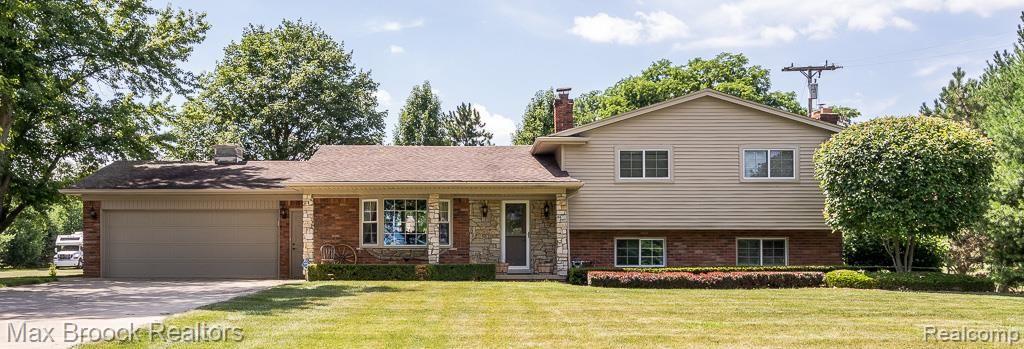 74433 McKay Road Romeo, MI 48065 - Photo 1 of 20 1 - 74433 Makay, Bruce TWP MI, Selerno, 07-26-15-1004.jpg