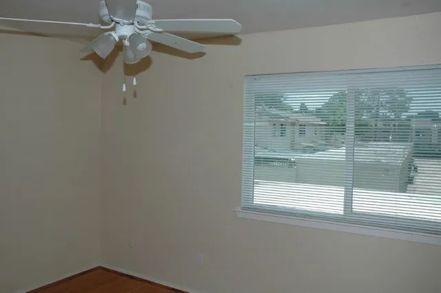 a view of a window in a room