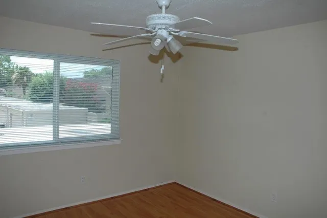 $170,000 | 10327 Huntington Pl Drive, Unit 327, Houston, TX 77099