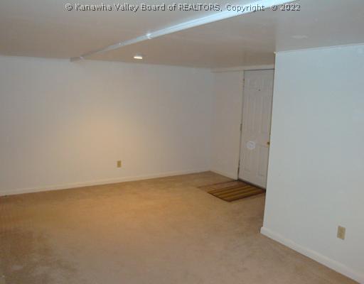 874 Chester Road Charleston, WV 25302 - Photo 6 of 16 Den/Family/Great Room.