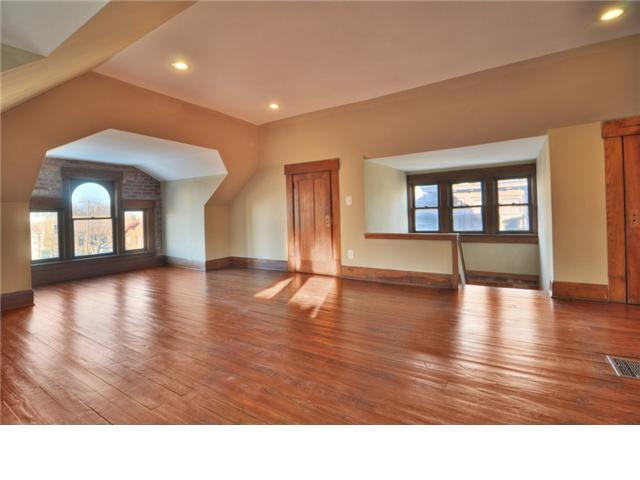 1391 Bryden Road Columbus, OH 43205 - Photo 15 of 16 Gallery Image 15