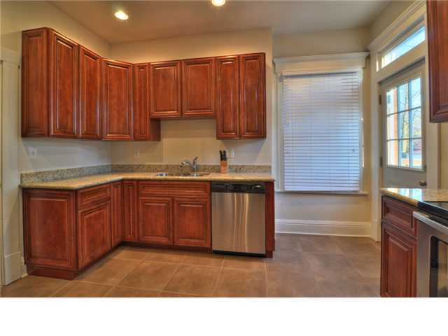 1391 Bryden Road Columbus, OH 43205 - Photo 7 of 16 Gallery Image 7