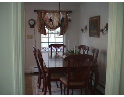 3 Crest Circle Boxford, MA 01921 - Photo 11 of 12 Gallery Image 11