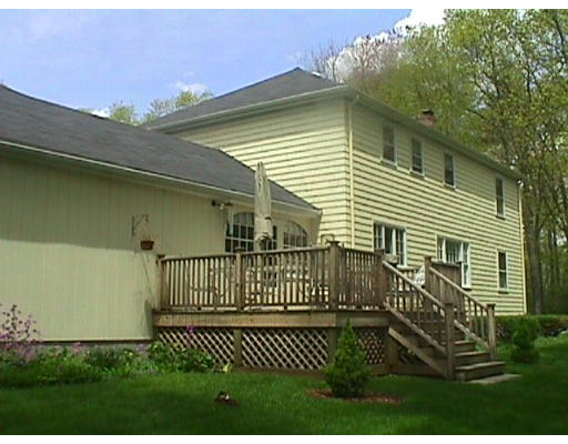 3 Crest Circle Boxford, MA 01921 - Photo 2 of 12 Gallery Image 2