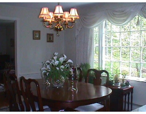 3 Crest Circle Boxford, MA 01921 - Photo 7 of 12 Gallery Image 7