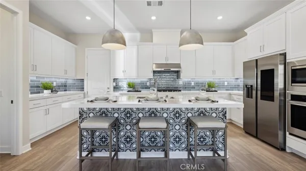 $699,990 | 24557 Via La Sombrilla, Valencia, CA 91354