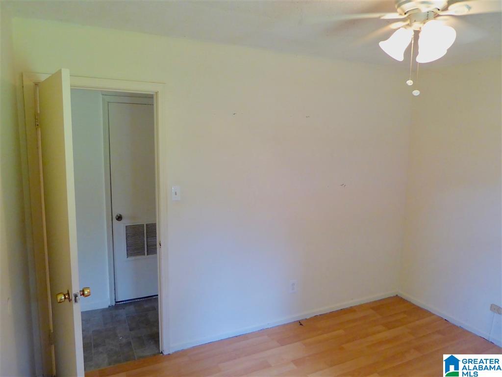 772 29th Street Southwest Birmingham, AL 35211 - Photo 13 of 17