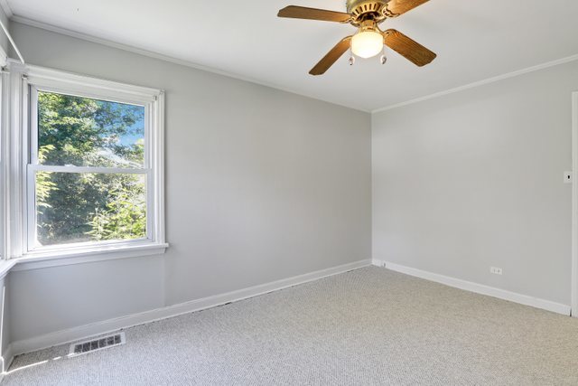 1945 Maplewood Road Northbrook, IL 60062 - Photo 23 of 30