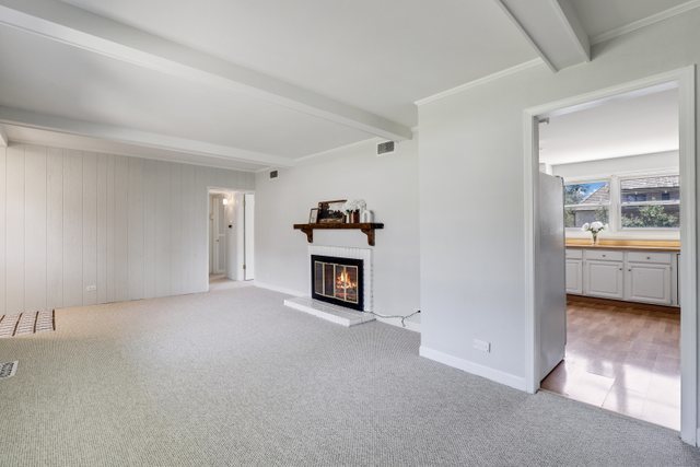 1945 Maplewood Road Northbrook, IL 60062 - Photo 6 of 30