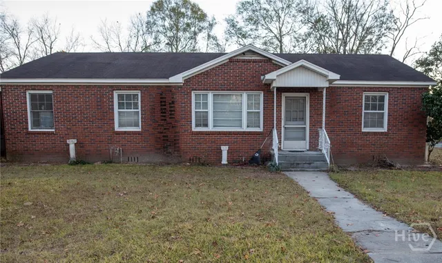 $169,999 | 712 Rosedale Avenue, Claxton, GA 30417