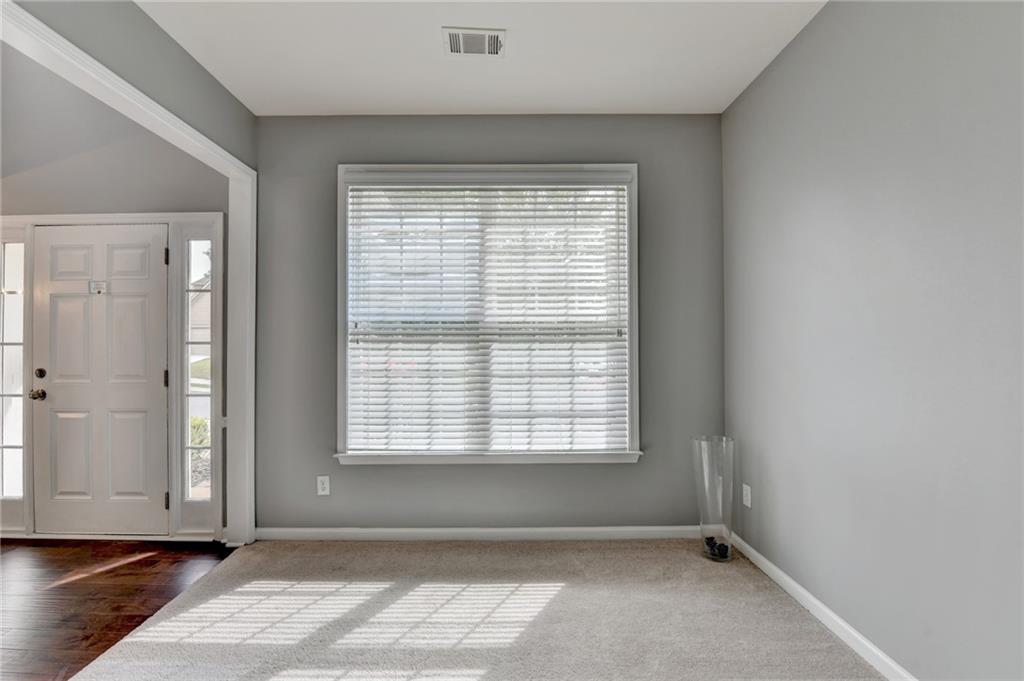 450 Hillingdon Way Suwanee, GA 30024 - Photo 6 of 71