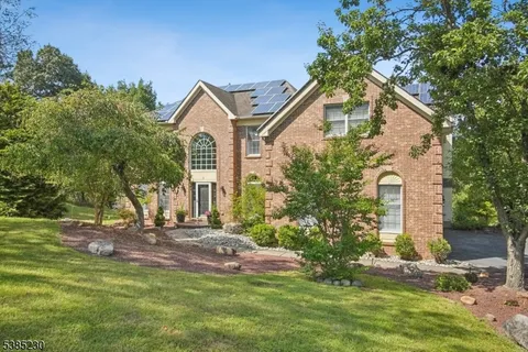 a house view with a outdoor space