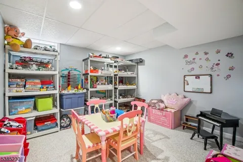 $935,000 | 9 Stark Court, Ringoes, NJ 08551