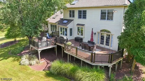 $935,000 | 9 Stark Court, Ringoes, NJ 08551