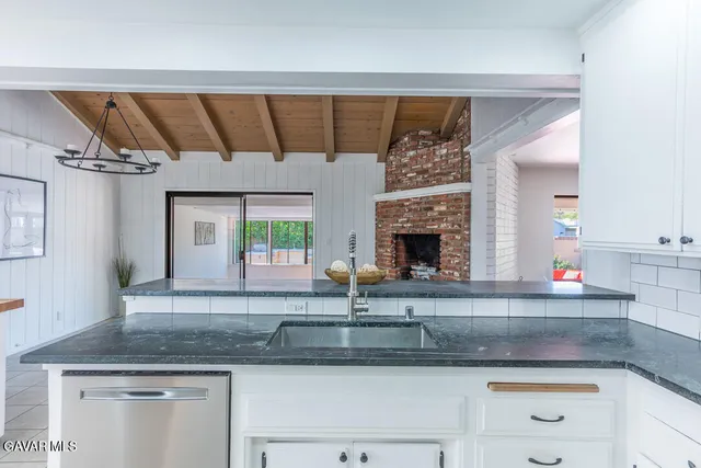 $1,049,000 | 6563 Bianca Avenue, Van Nuys, CA 91406