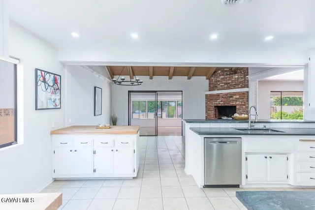 $1,049,000 | 6563 Bianca Avenue, Van Nuys, CA 91406