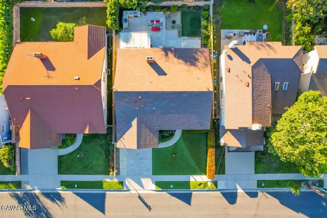 $1,049,000 | 6563 Bianca Avenue, Van Nuys, CA 91406