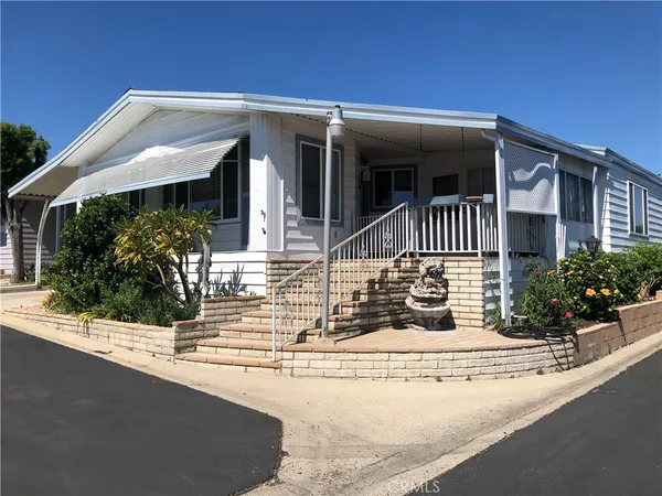 $300,000 | 24701 Raymond Way, Unit 195, Lake Forest, CA 92630